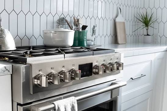 Fulgor Milano Crescendo dual-flame burner with brass burner ring and cast iron grate